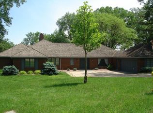 200 Lindenwood Pl, Sioux City, IA 51104
