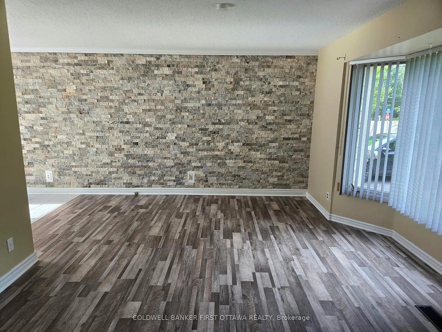 3 bed, $2,500 — Photo 4