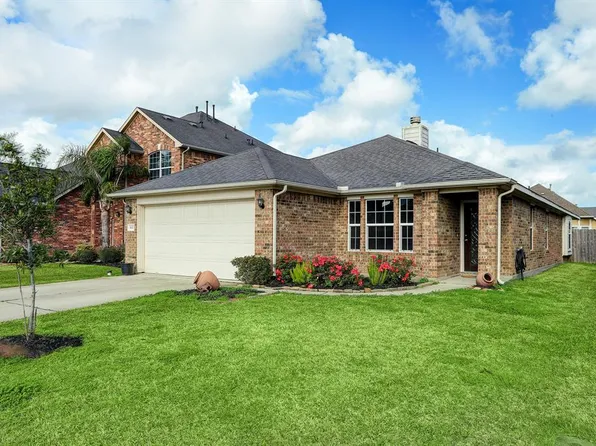 5023 Bay Lane, Bacliff, TX 77518