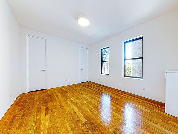 5th image of 254 Seaman Ave APT C3
