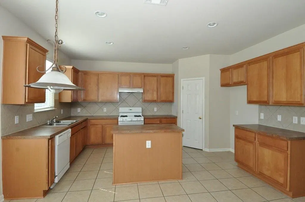 Beautiful Lakeline Ranch home! — Photo 2