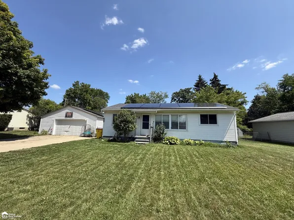 4105 Union St, Dryden, MI 48428