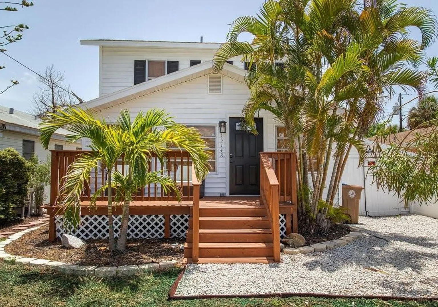 Beautifully Updated 3-Bed, 2-Bath Beach Home — Photo 2