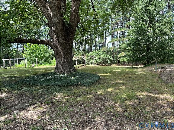 4th image of 3533 Snakepath Rd