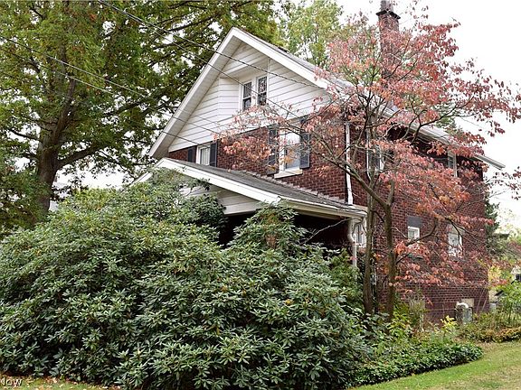 2nd image of 640 Falls Ave #642