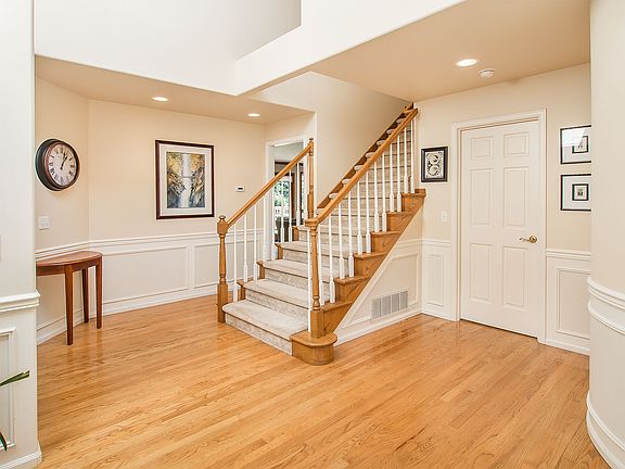3rd image of 23219 SE 15th Ct