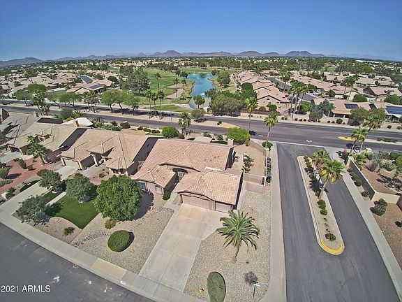 5th image of 19011 N 88th Dr