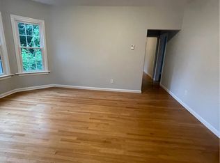 29 N Lake Ave APT 2, Troy, NY 12180