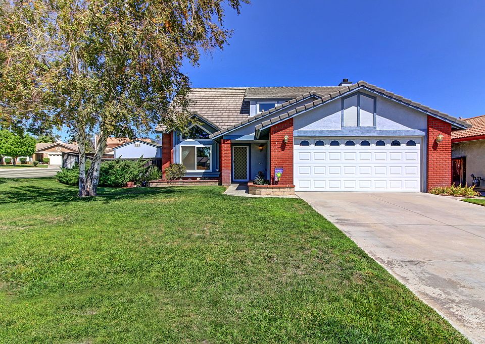 1st image of 2478 W Loma Vista Dr