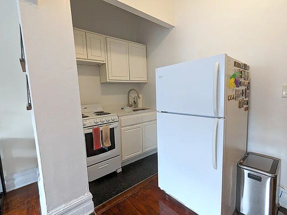 3rd image of 57 W 105th St APT 5A