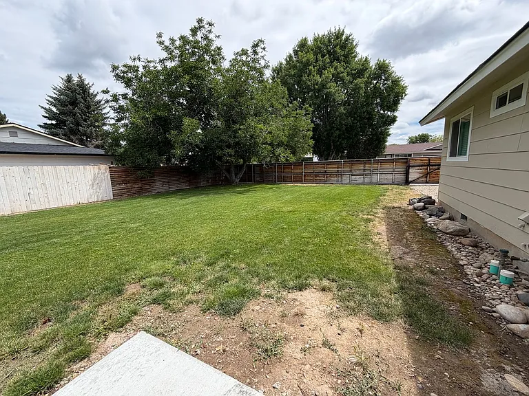 1326 W Carlton St — Photo 10
