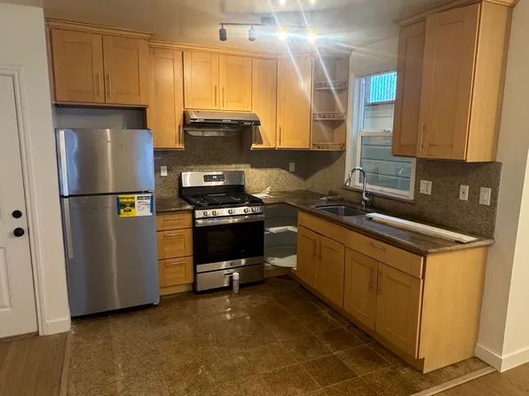 25 Blanken Ave #1, San Francisco, CA 94134