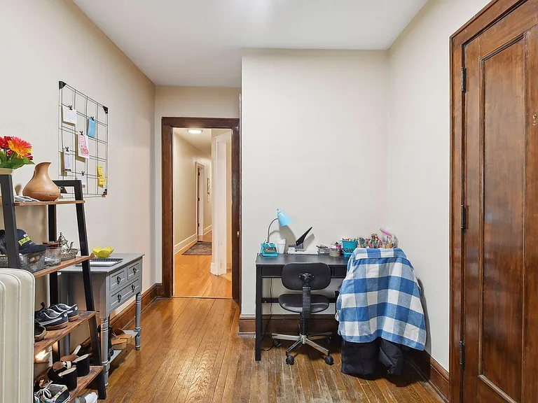1936 Fremont Ave S #1 — Photo 8