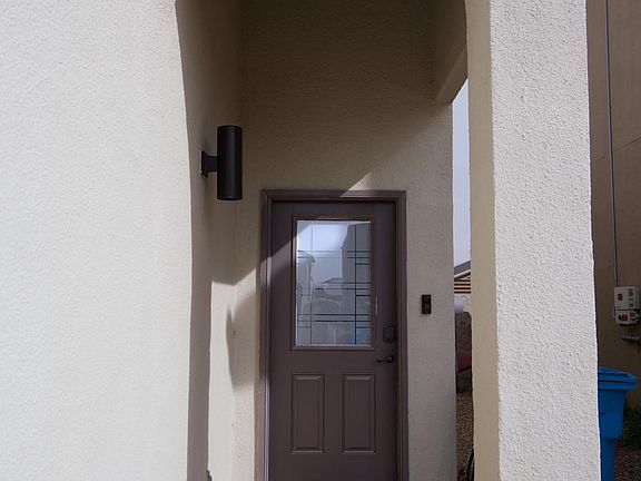 3rd image of 804 Hc Gilbert Minjares Dr #A