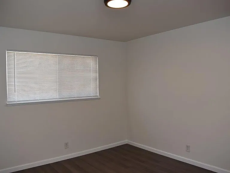27942 Manon Ave #C — Photo 14