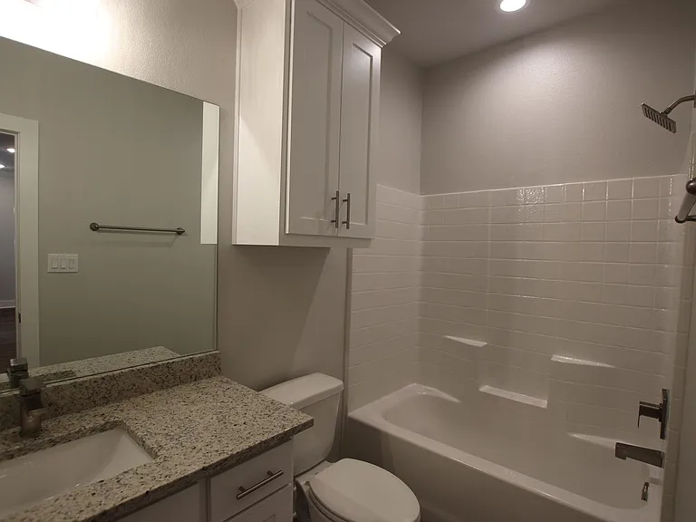 715 Freedom Way — Photo 19