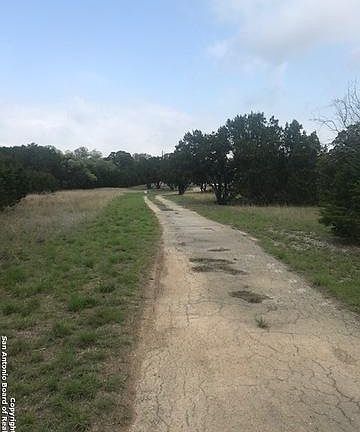 3rd image of 1041 Donna Dr
