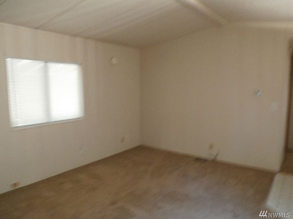 4th image of 101 E Olde Lyme Rd