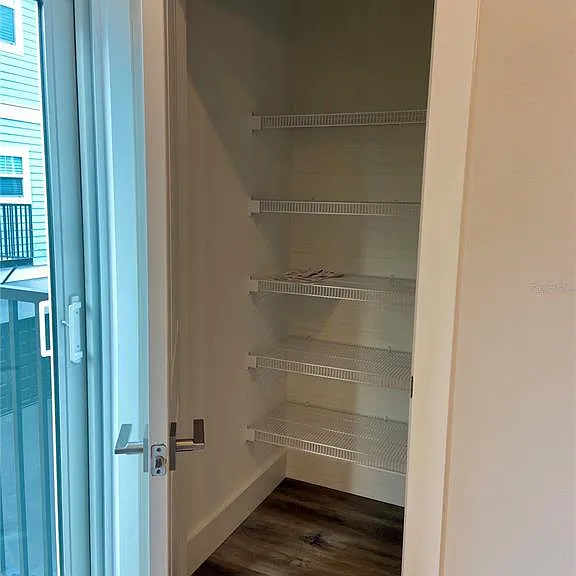 3126 W Azeele St #1 — Photo 8