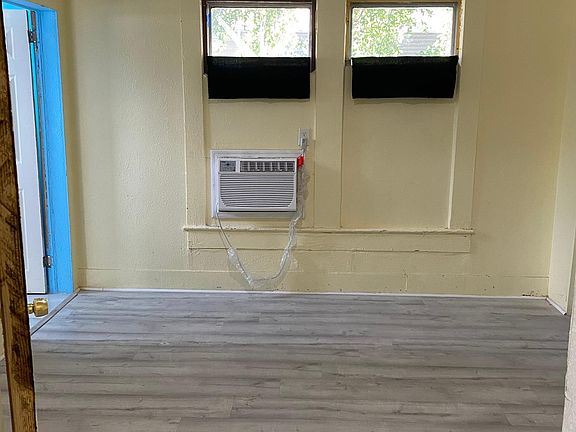 2nd image of 1306 Holmes Ave #B