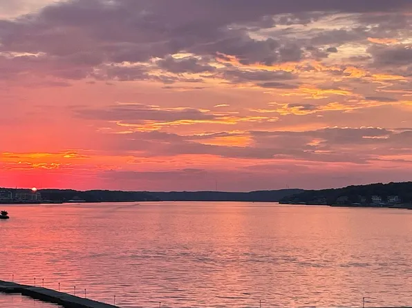 1230 Lands End Pkwy #104A, Osage Beach, MO 65065