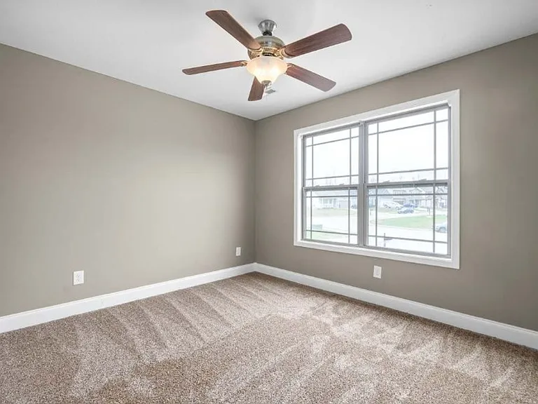 1103 Medallion Ct — Photo 16