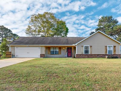 246 Blossom Dr, Ozark, AL, 36360