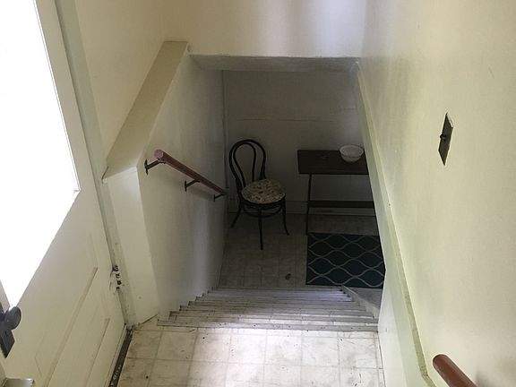 4th image of 1118 E Custer St Unit A