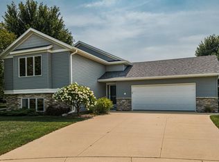 1734 Juniper Ln SW, Rochester, MN 55902