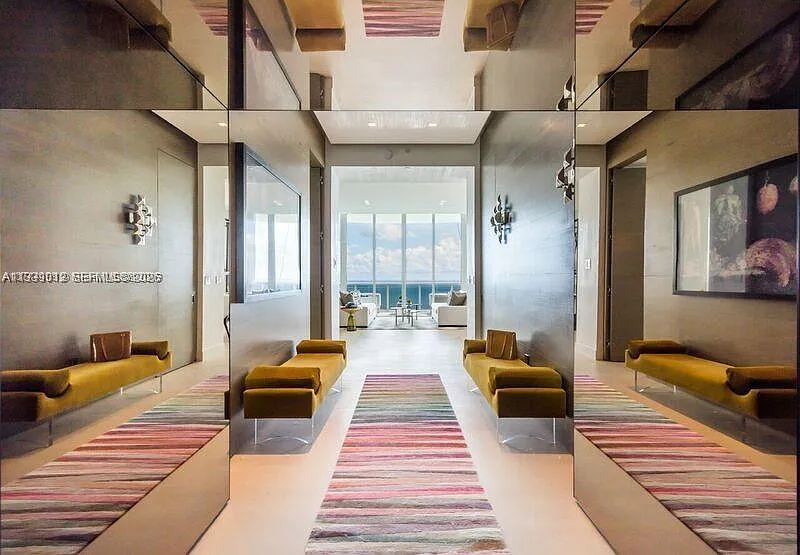 Tdr Tower I Condo — Photo 2