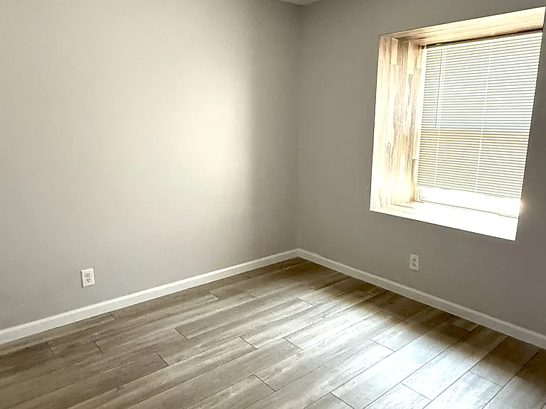 3534 Sutton Loop — Photo 10