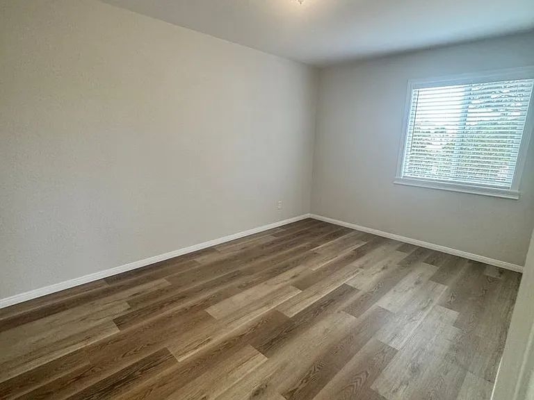 6150-52 Horton Dr — Photo 15