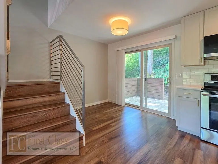 2786 NW Quimby St — Photo 7