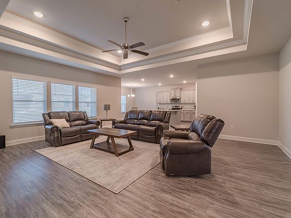 5th image of 10602 Sweet Bay Dr