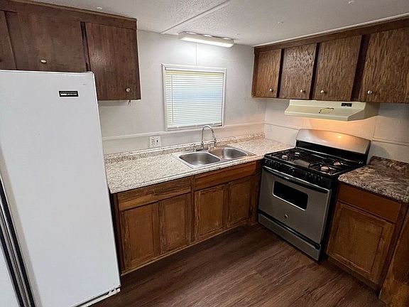5th image of 5207 Pass Ct