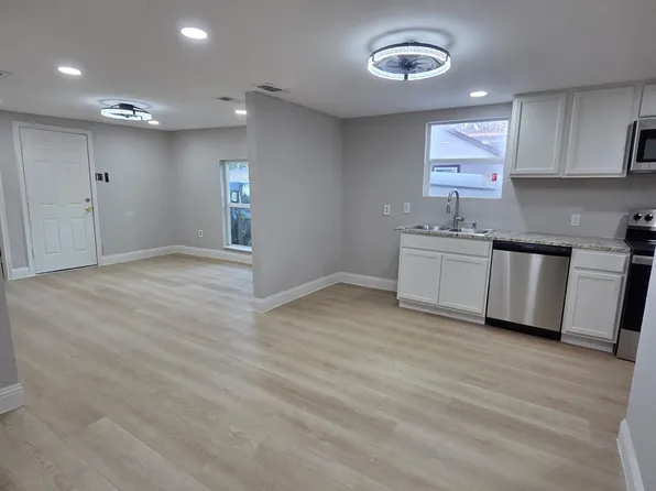 3703 Bertrand Ave, Dallas, TX 75210