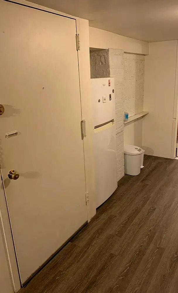 Studio, 1.0 bath, $2,100 — Photo 3