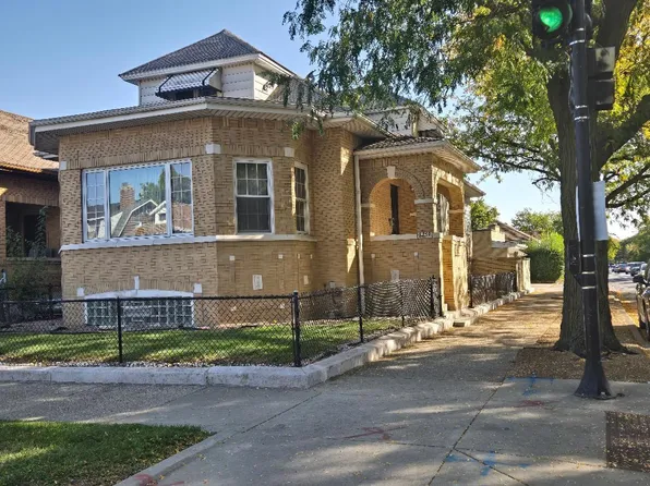 8259 S Saint Lawrence Ave, Chicago, IL 60619