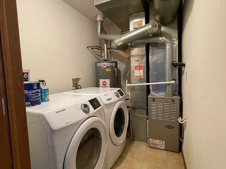 3609 Roanoke Ave — Photo 16