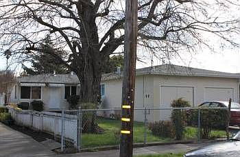 1st image of 940 Haven Ave