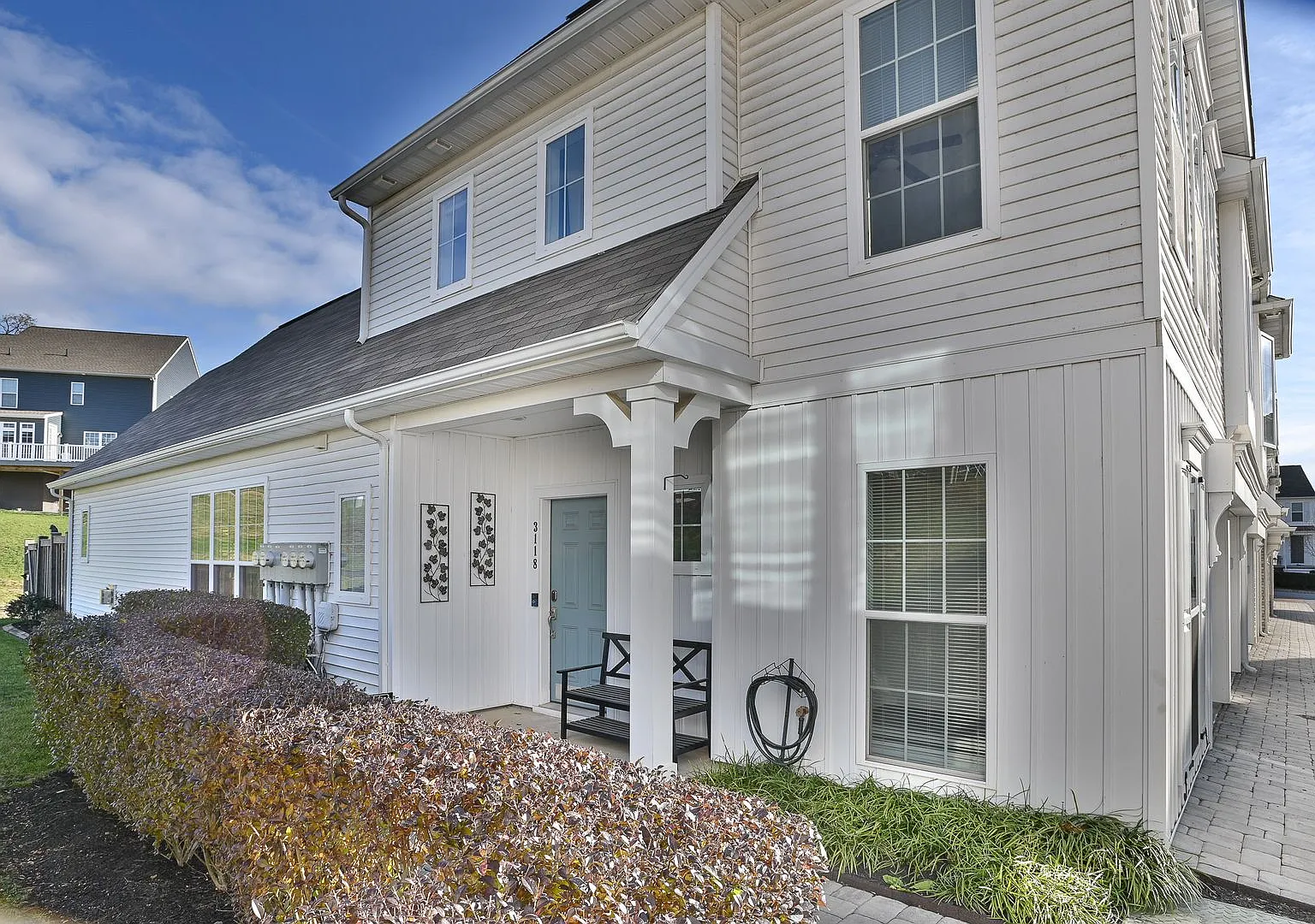 Beautiful Townhome in Arcona Community — Photo 3