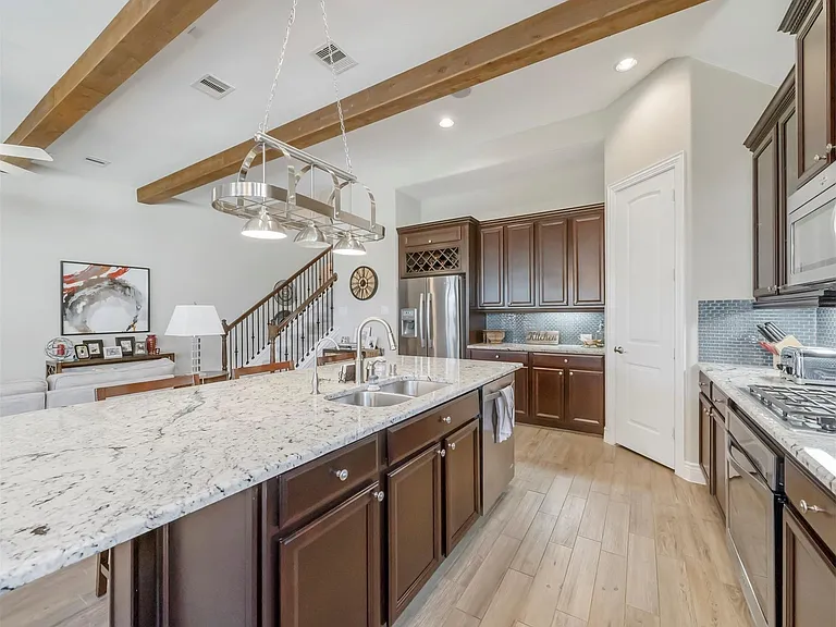 2019 Wild Peregrine Cir — Photo 12