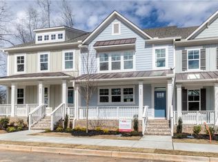 402 Northpark Ln, Woodstock, GA 30188