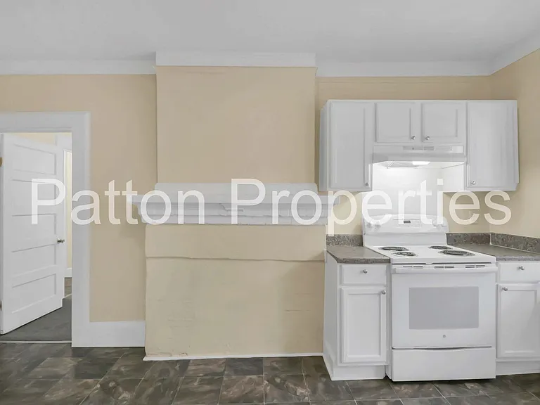 2229 Greene St — Photo 7
