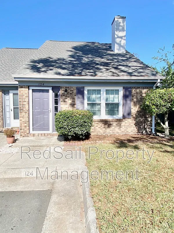 3 bed, 2.0 bath, 1389 sqft, $1,650 — Photo 1