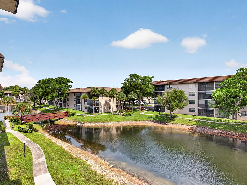 1st image of 4975 E Sabal Palm Boulevard Apt 309