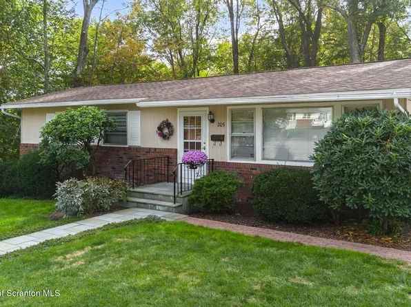 205 Bissell St, Clarks Summit, PA 18411