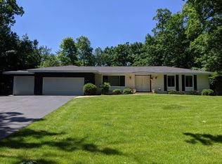 2154 Horseshoe Ln, Delavan, WI 53115