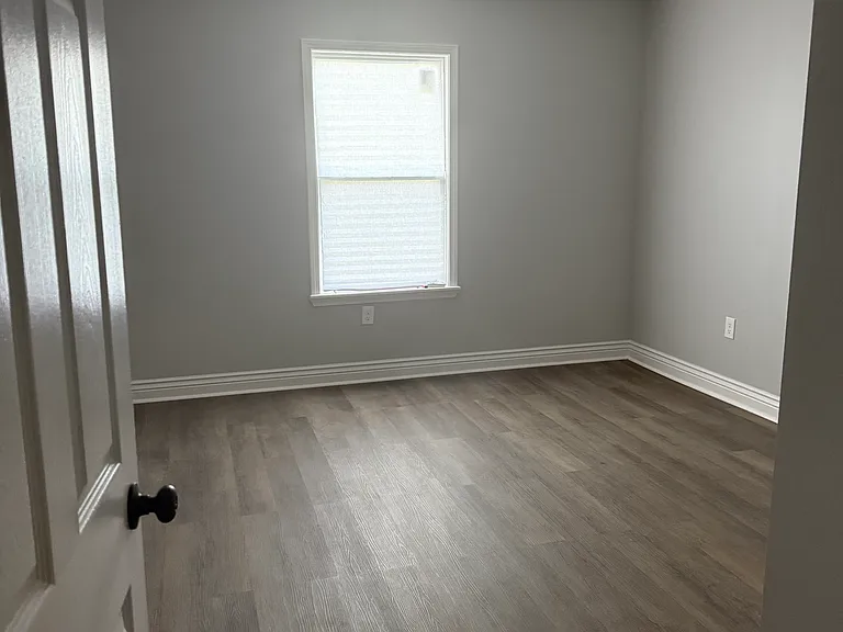 718 Majestic Pl #718 — Photo 7