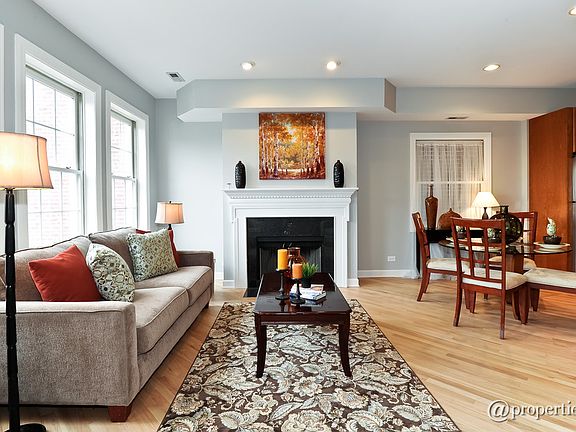 Living Room/Dining Room